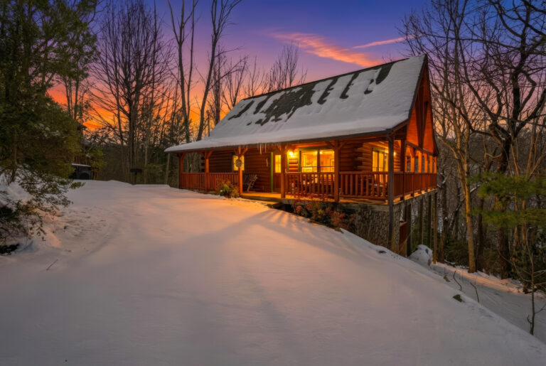 Twilight exterior real estate photo, Sevierville TN listing by House Fly Media